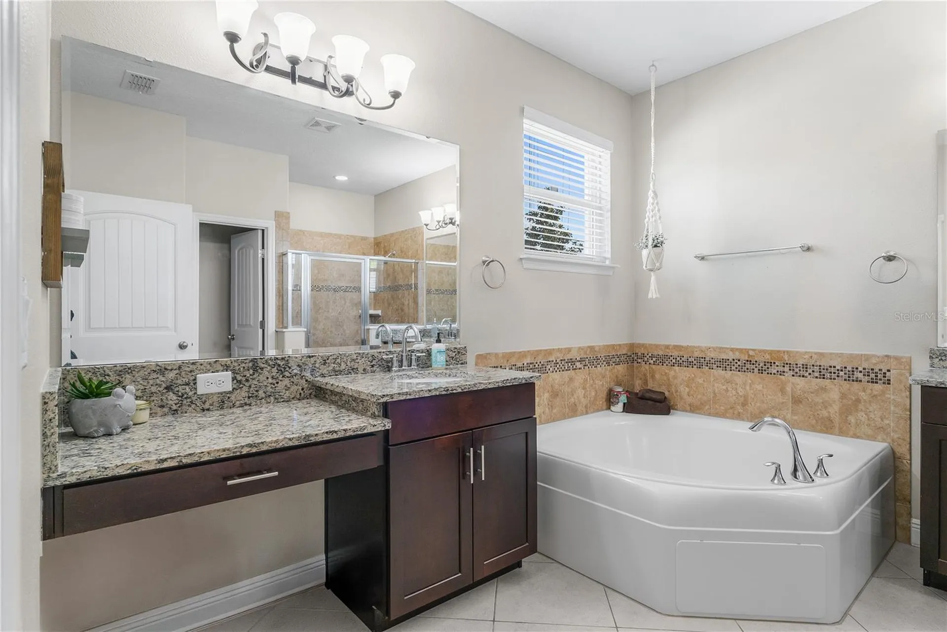 615 Lake Cove Pointe Circle Winter Garden FL 34787