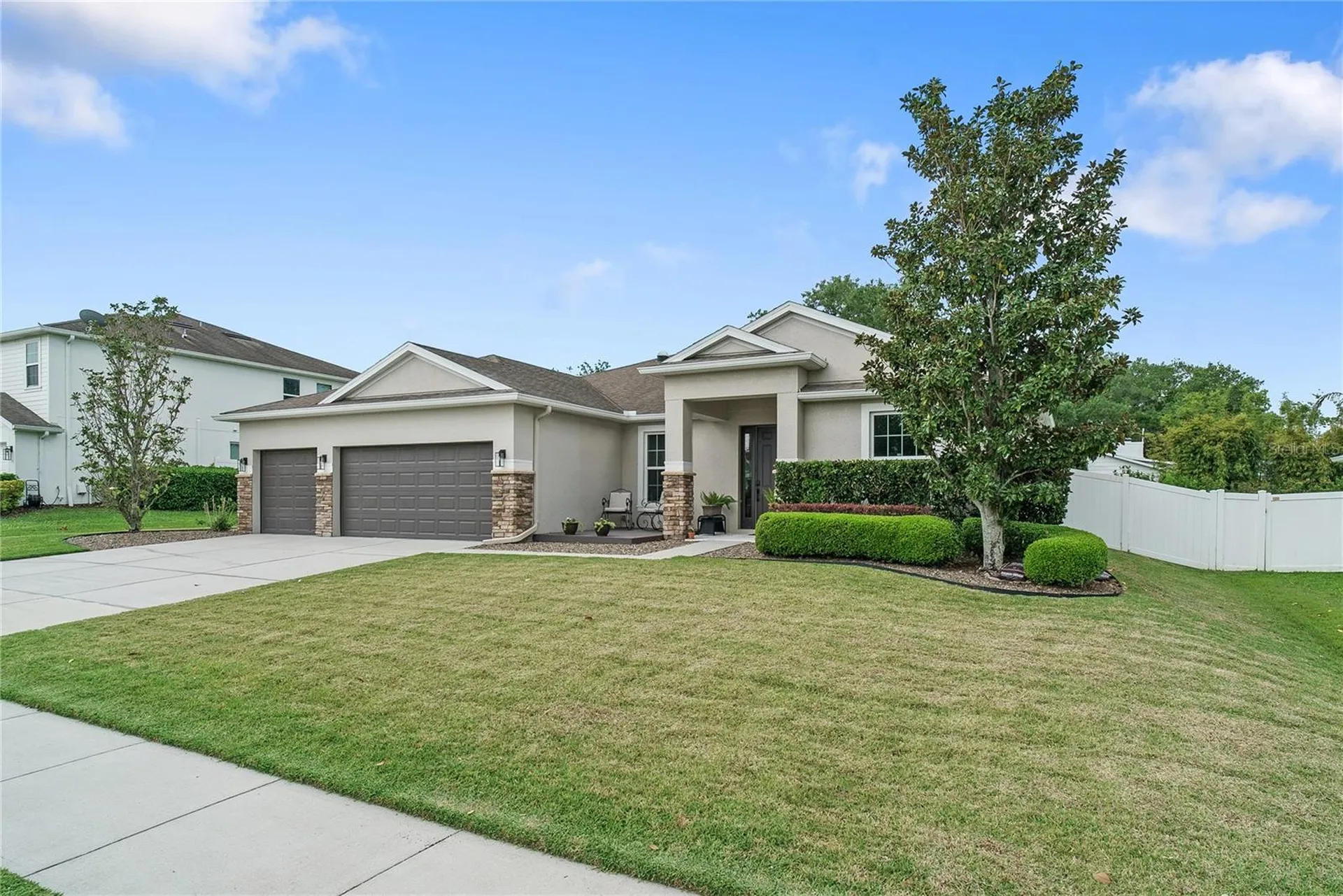 615 Lake Cove Pointe Circle Winter Garden FL 34787