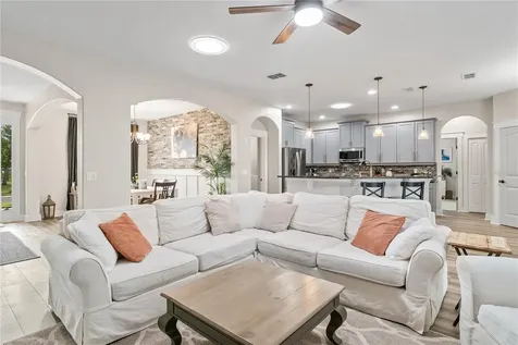 615 Lake Cove Pointe Circle Winter Garden FL 34787