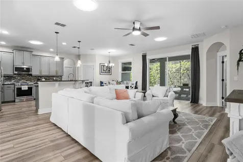 615 Lake Cove Pointe Circle Winter Garden FL 34787