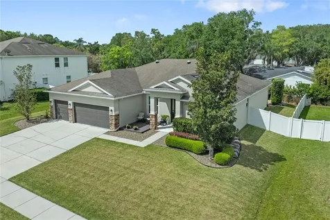 615 Lake Cove Pointe Circle Winter Garden FL 34787