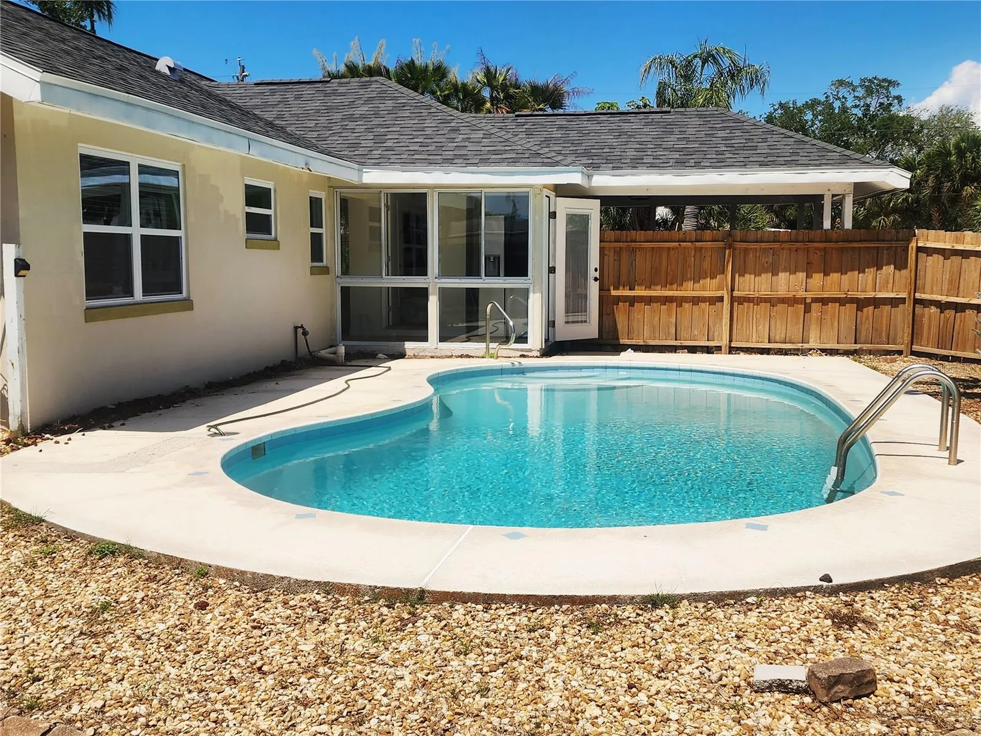 2494 Del Rio Way Dunedin FL 34698