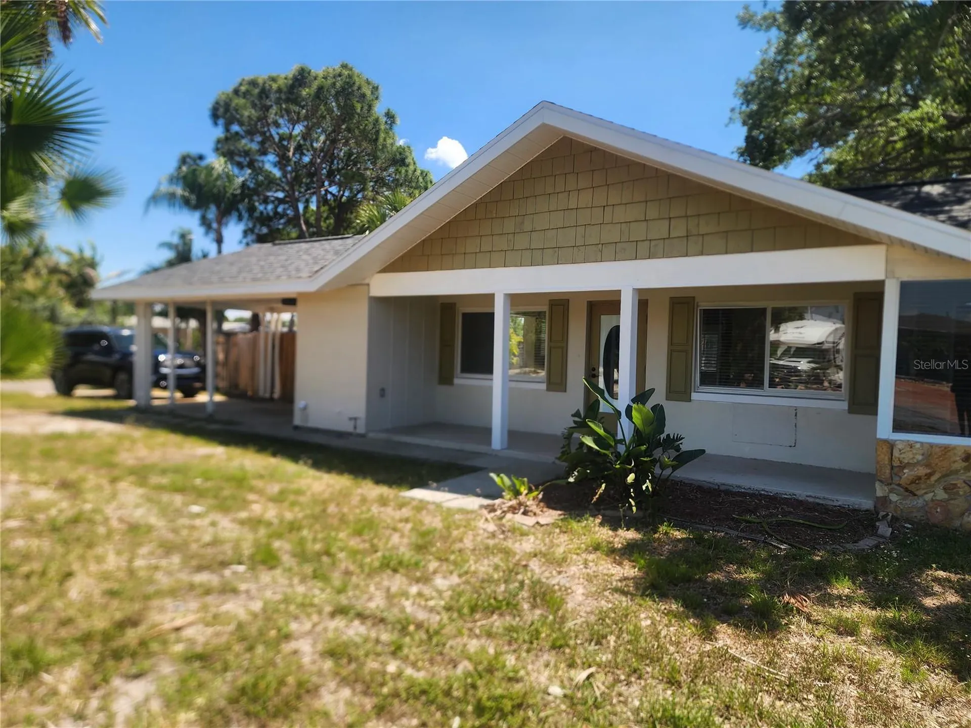 2494 Del Rio Way Dunedin FL 34698