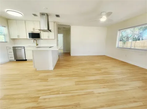 2494 Del Rio Way Dunedin FL 34698