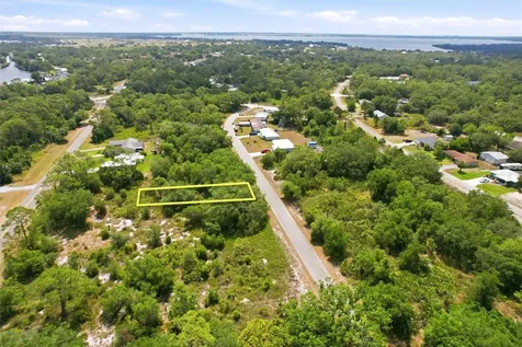 3392 Gossamer Avenue Lake Placid FL 33852