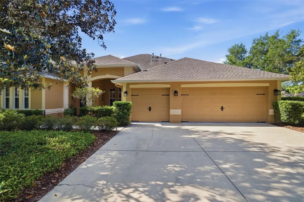 805 Hickory Fork Drive Seffner FL 33584