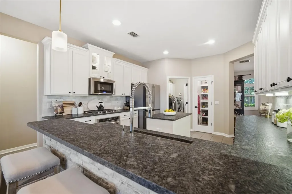 805 Hickory Fork Drive Seffner FL 33584