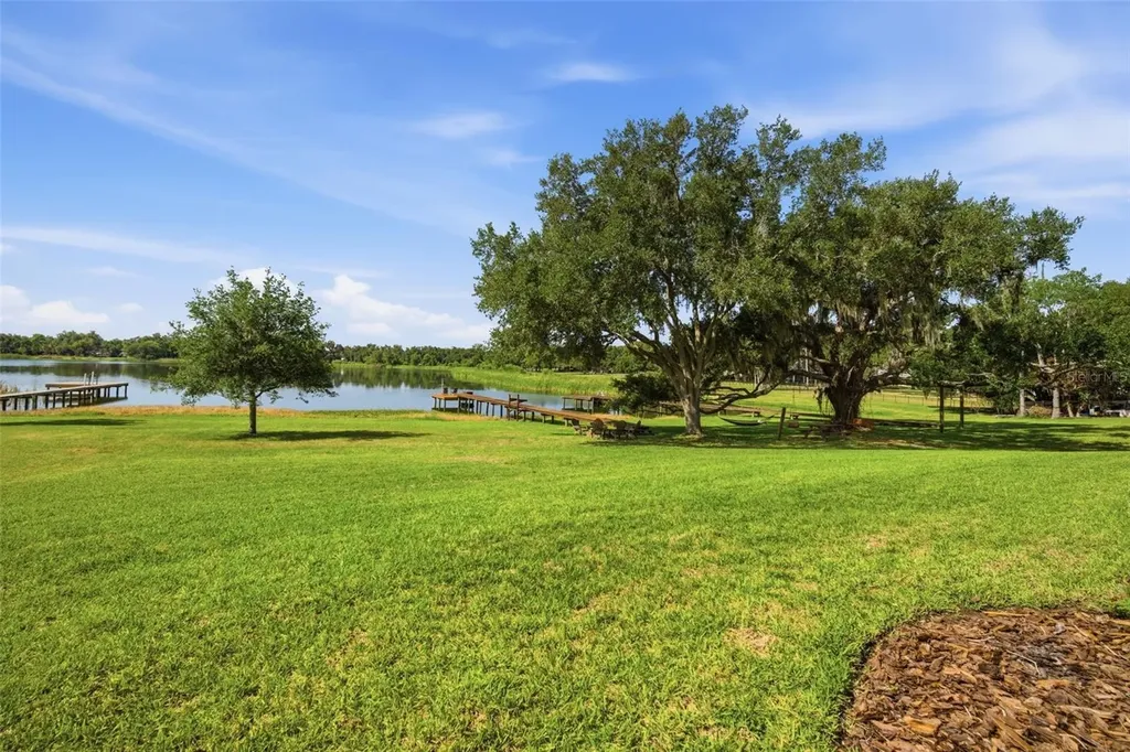 805 Hickory Fork Drive Seffner FL 33584