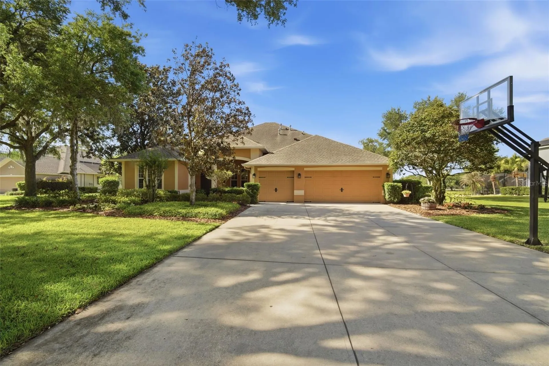 805 Hickory Fork Drive Seffner FL 33584