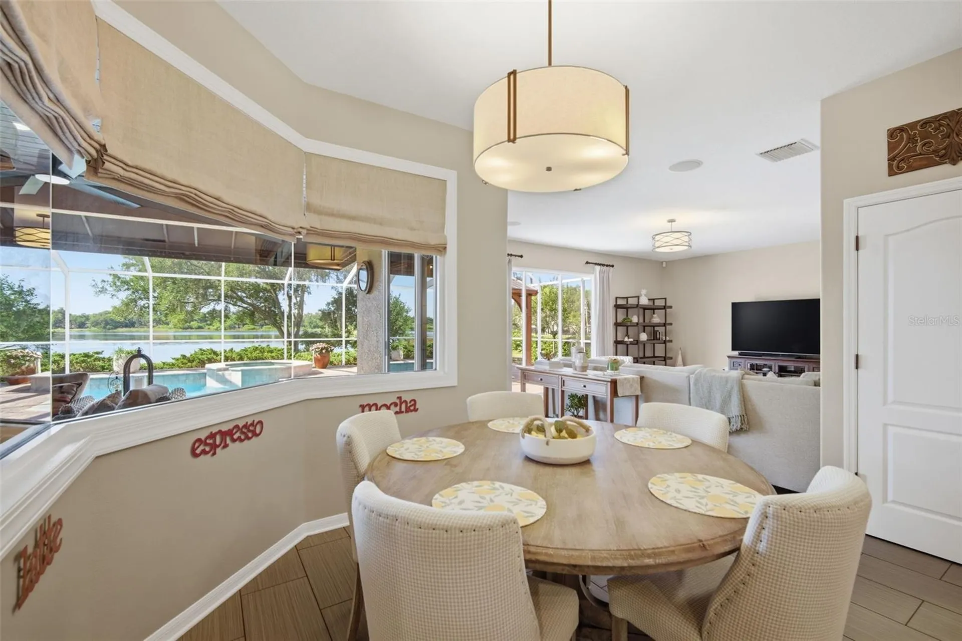 805 Hickory Fork Drive Seffner FL 33584