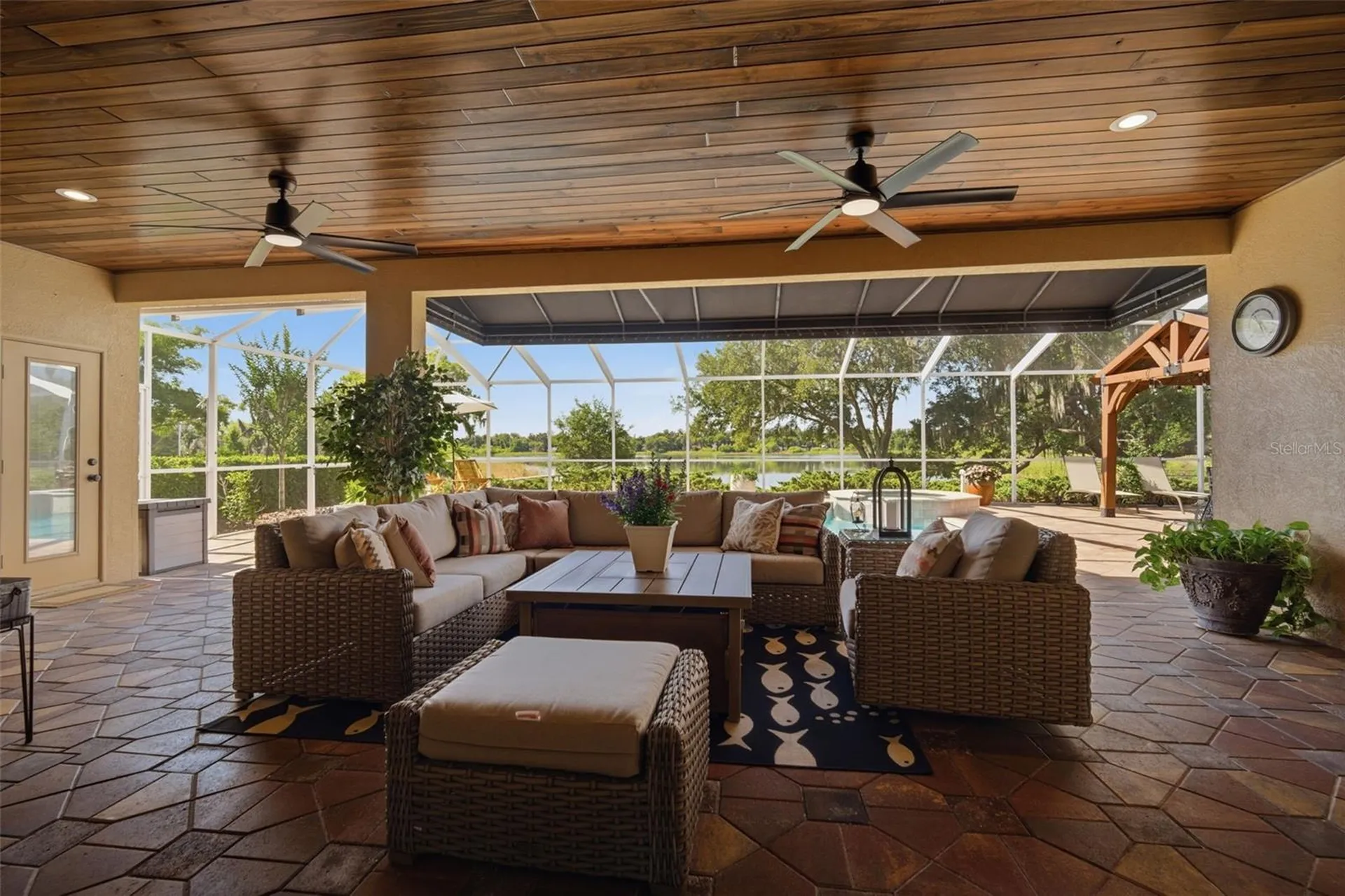 805 Hickory Fork Drive Seffner FL 33584