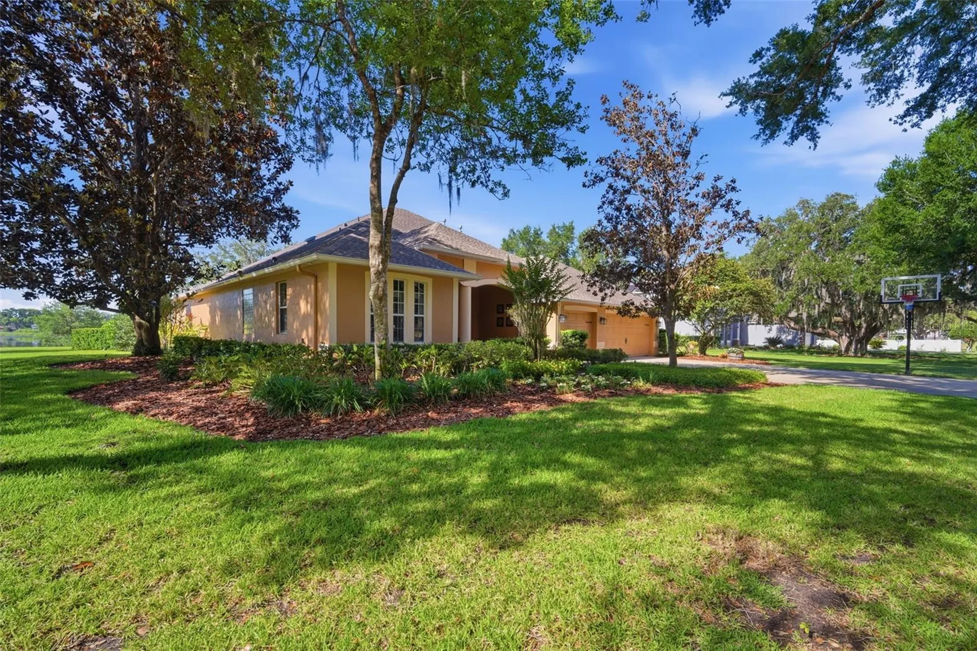 805 Hickory Fork Drive Seffner FL 33584