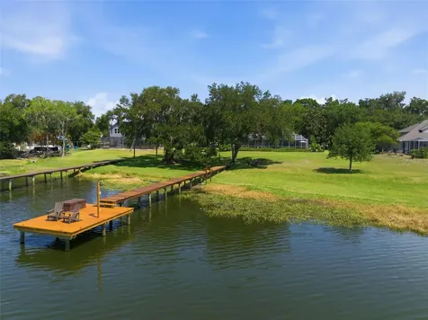 805 Hickory Fork Drive Seffner FL 33584