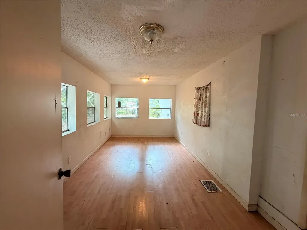 24021 Armadillo Road Astor FL 32102