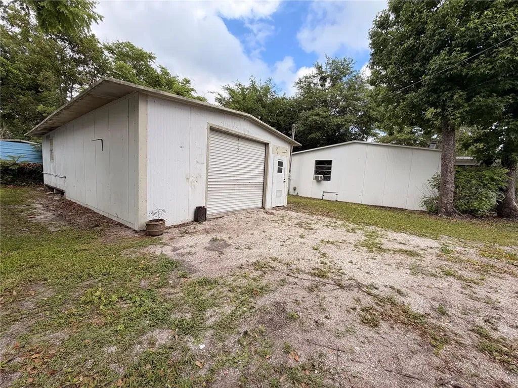 24021 Armadillo Road Astor FL 32102