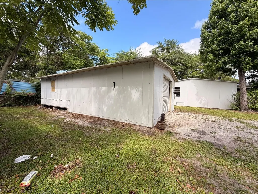 24021 Armadillo Road Astor FL 32102