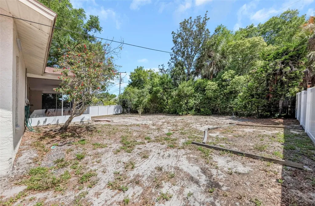 753 Seminole Boulevard Tarpon Springs FL 34689