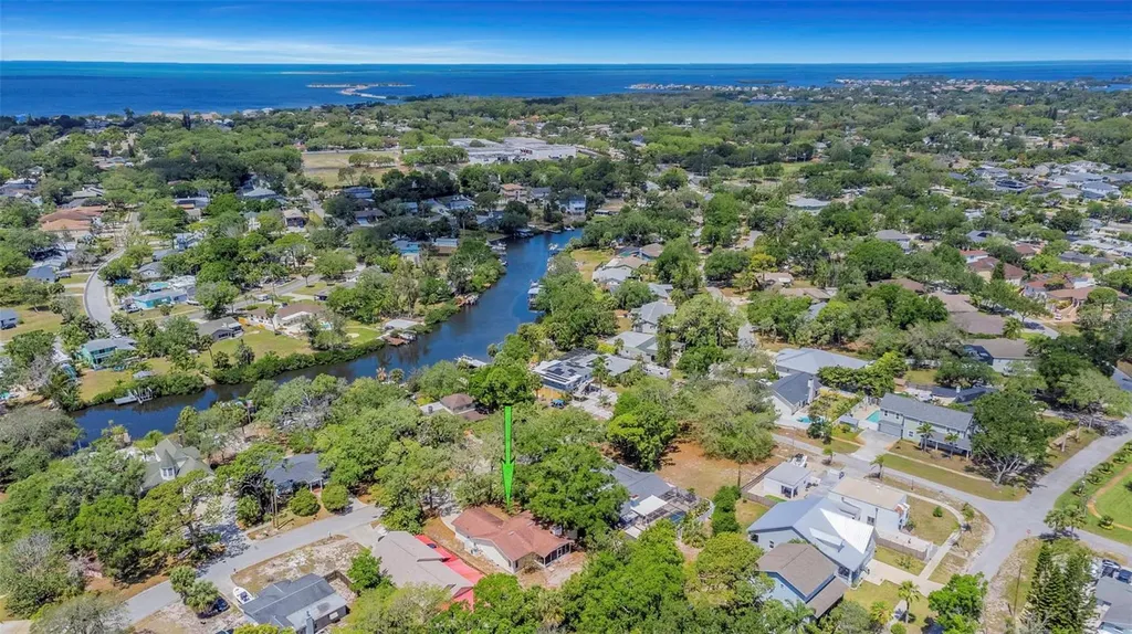753 Seminole Boulevard Tarpon Springs FL 34689
