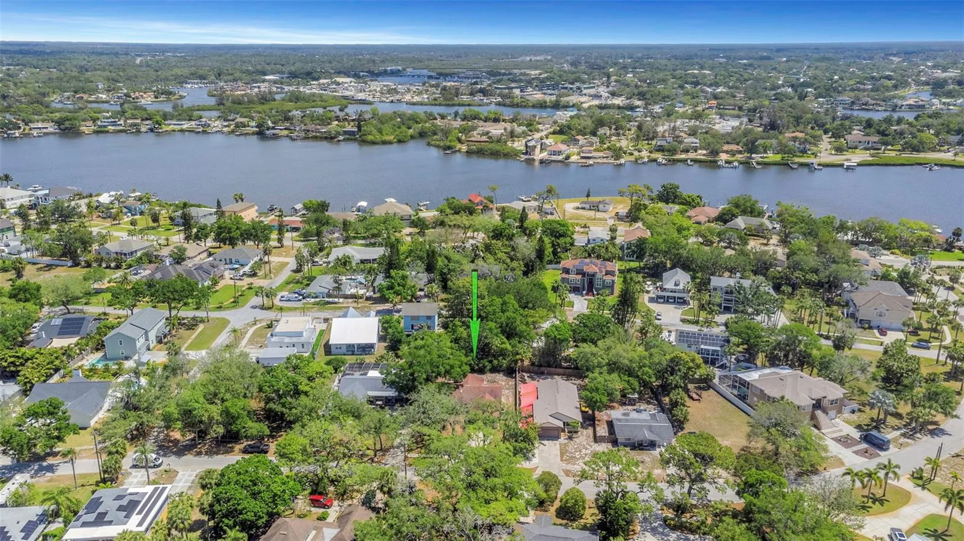 753 Seminole Boulevard Tarpon Springs FL 34689