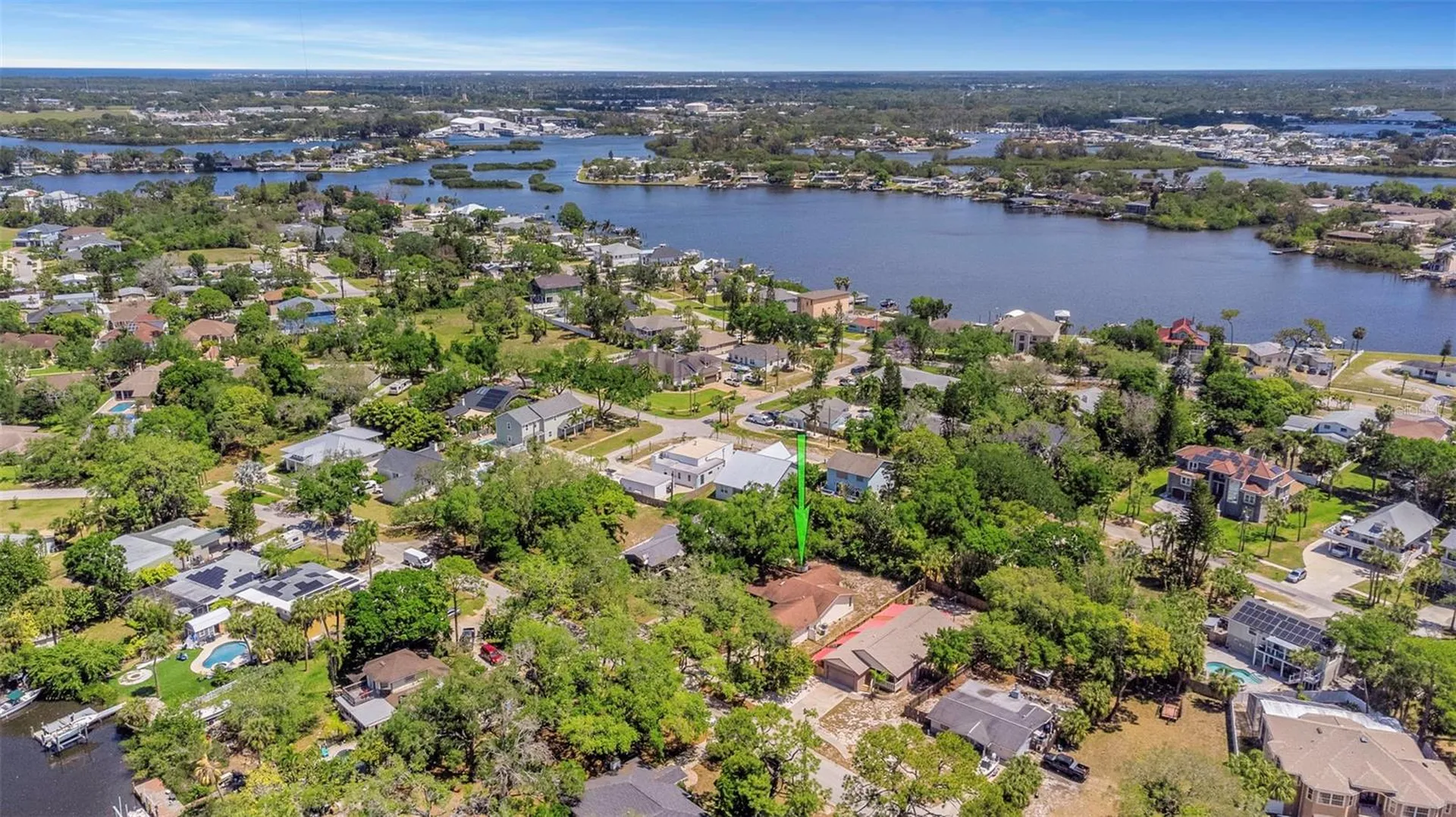 753 Seminole Boulevard Tarpon Springs FL 34689