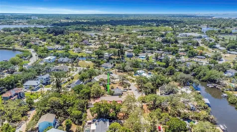 753 Seminole Boulevard Tarpon Springs FL 34689