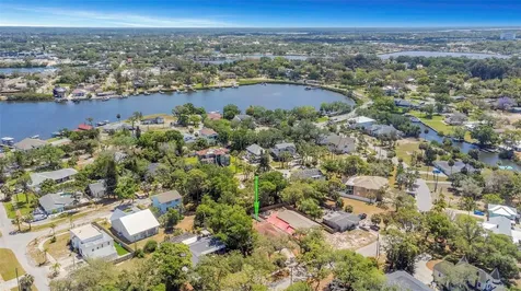753 Seminole Boulevard Tarpon Springs FL 34689