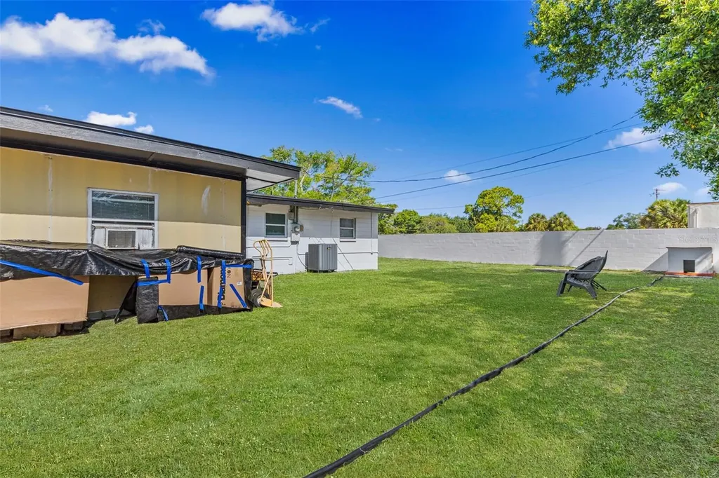 1042 W Hillcrest Drive Cocoa FL 32922