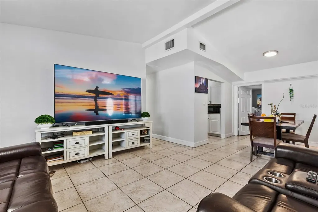 1042 W Hillcrest Drive Cocoa FL 32922