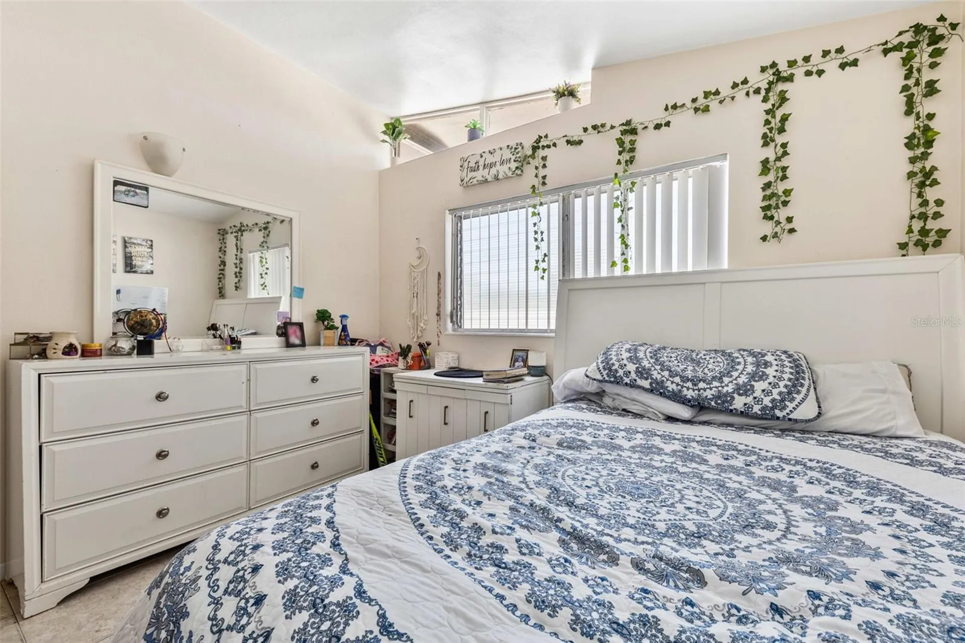 1042 W Hillcrest Drive Cocoa FL 32922