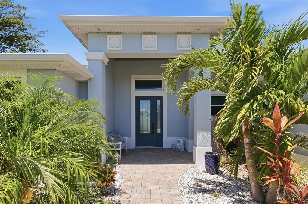 10039 Kingsville Drive Port Charlotte FL 33981