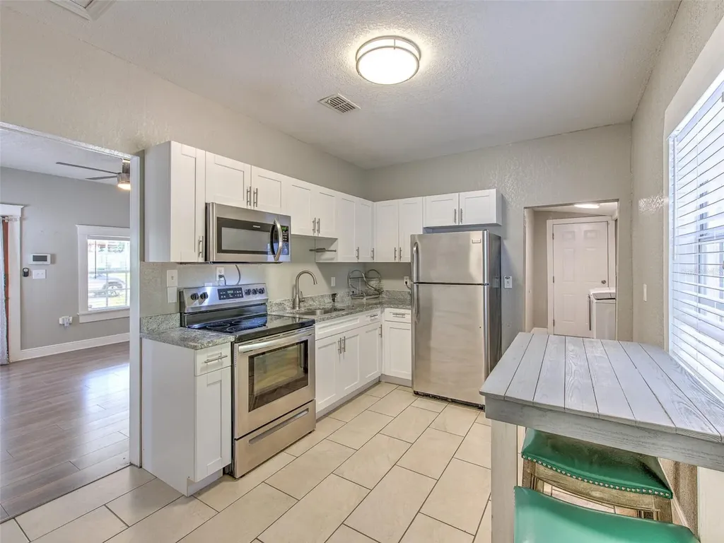 728 E Hanlon Street Tampa FL 33604