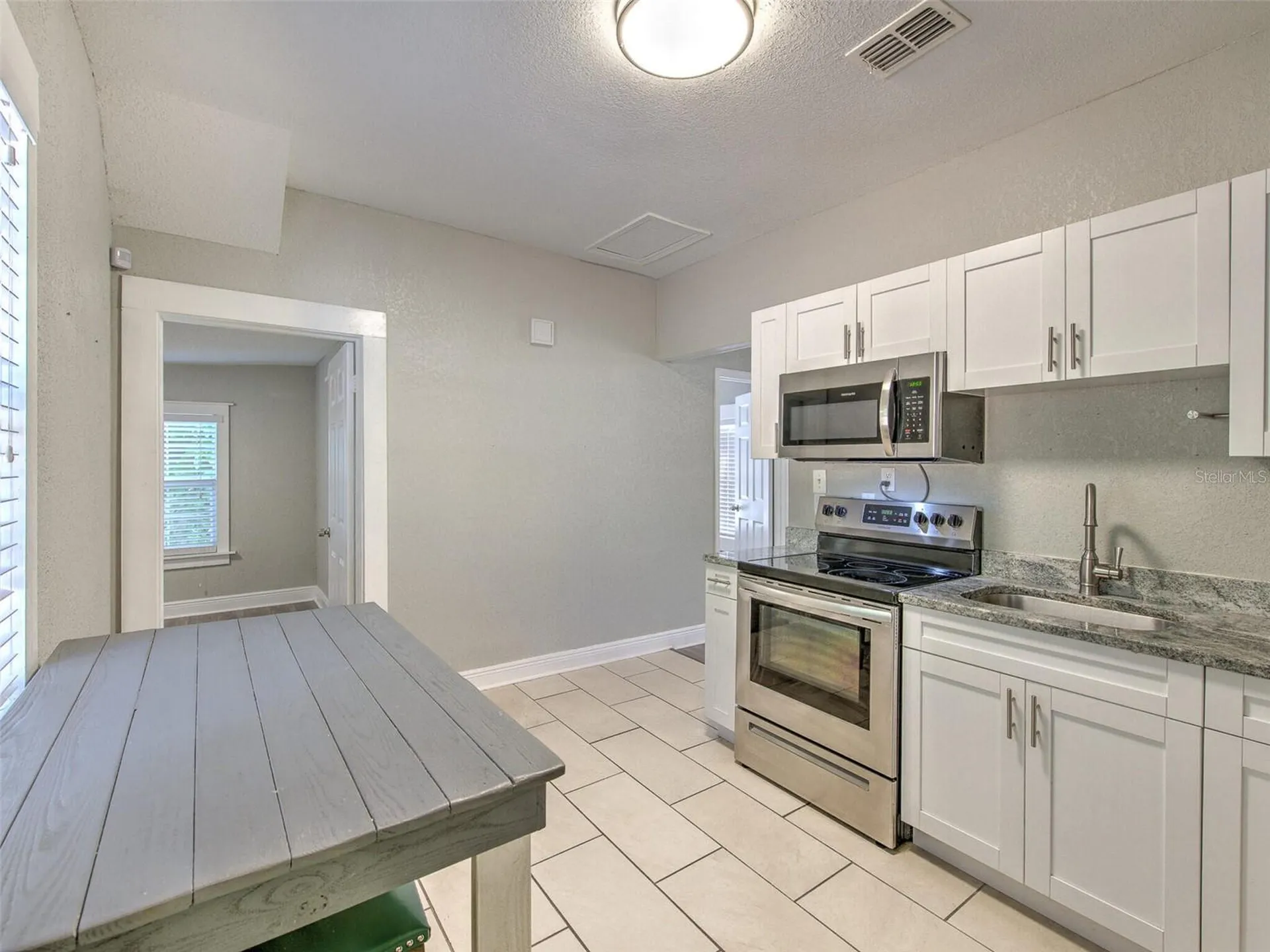 728 E Hanlon Street Tampa FL 33604