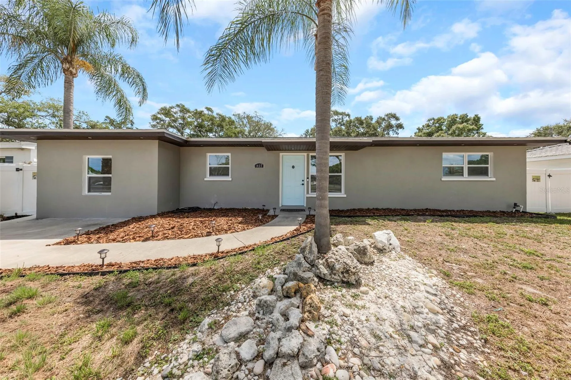 1437 Carlos Avenue Clearwater FL 33755