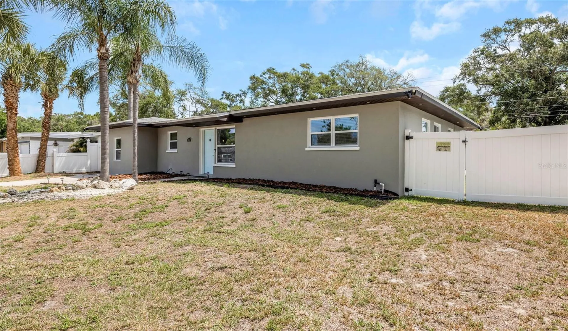 1437 Carlos Avenue Clearwater FL 33755