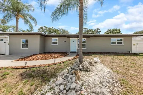 1437 Carlos Avenue Clearwater FL 33755