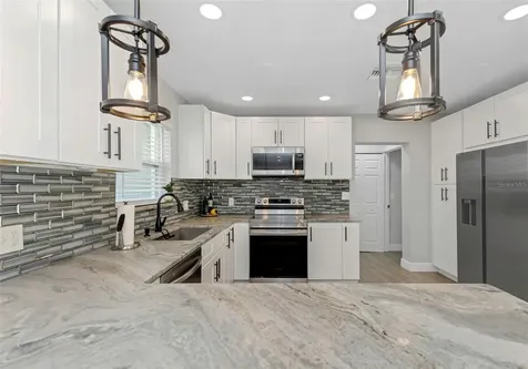 1437 Carlos Avenue Clearwater FL 33755