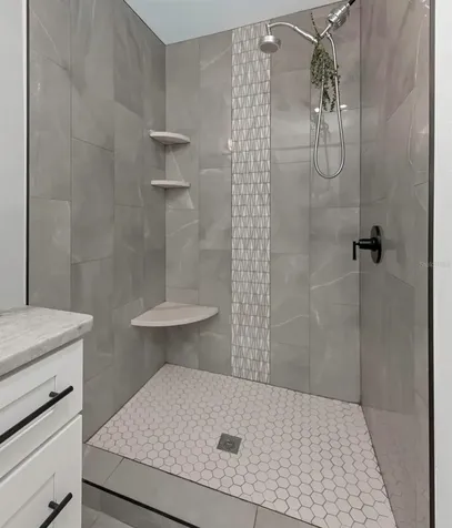1437 Carlos Avenue Clearwater FL 33755