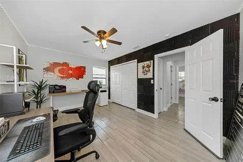 1437 Carlos Avenue Clearwater FL 33755