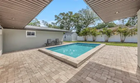 1437 Carlos Avenue Clearwater FL 33755