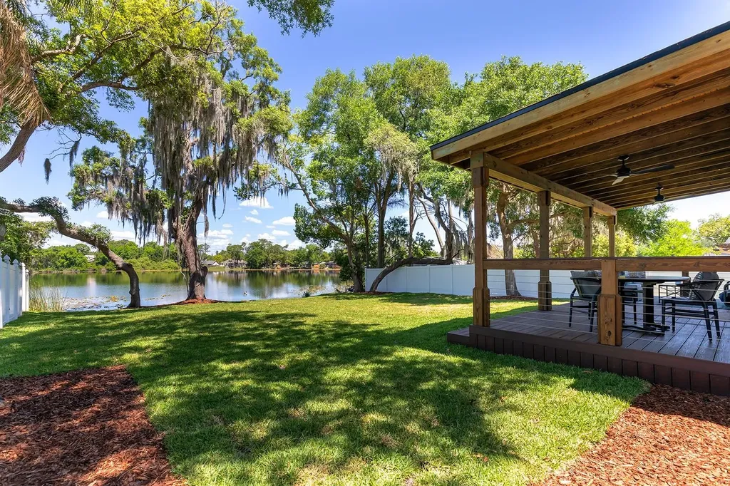 273 Lake Griffin Circle Casselberry FL 32707