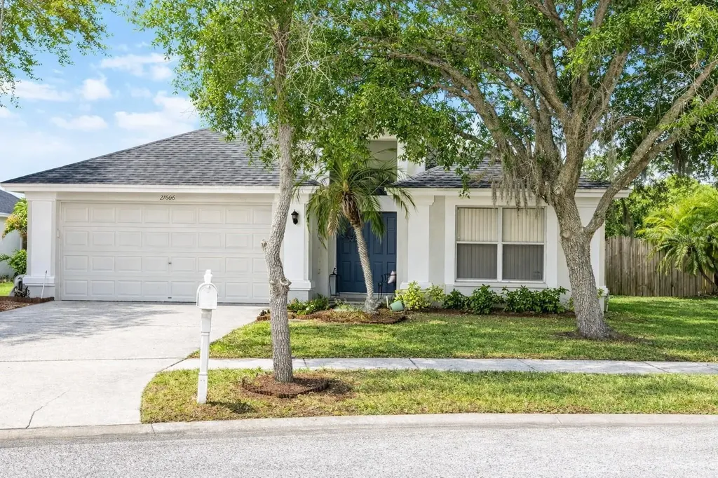 27606 Sky Lake Circle Wesley Chapel FL 33544