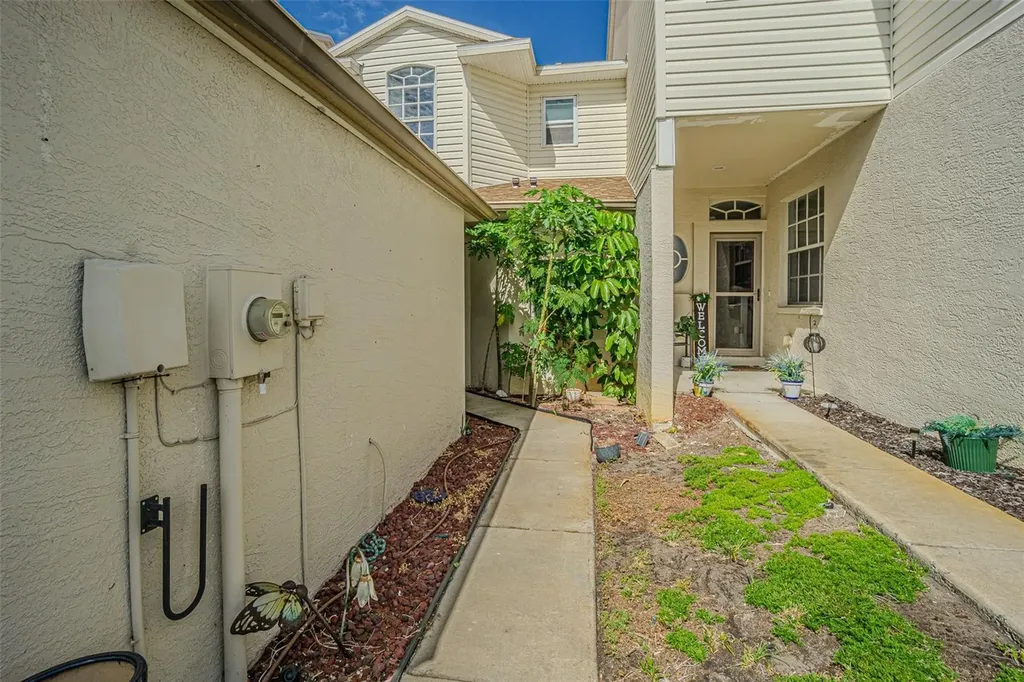 6400 46th Avenue N Kenneth City FL 33709