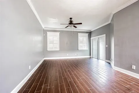 6400 46th Avenue N Kenneth City FL 33709