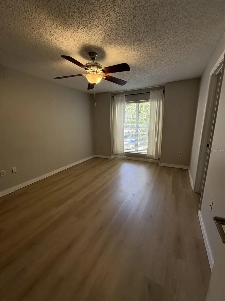 4211 Chatham Oak Court Tampa FL 33624