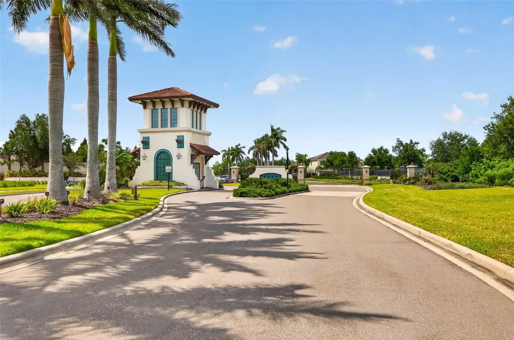 3709 Savanna Palms Court Bradenton FL 34211