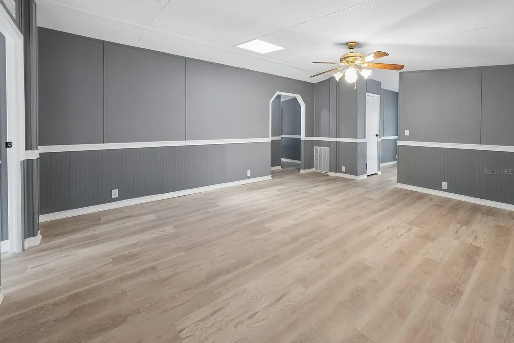 554 S County Road 21 Hawthorne FL 32640