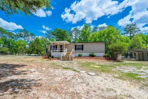 554 S County Road 21 Hawthorne FL 32640