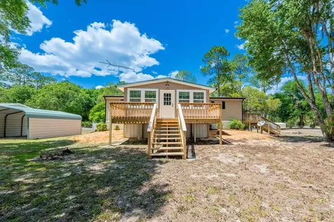 554 S County Road 21 Hawthorne FL 32640