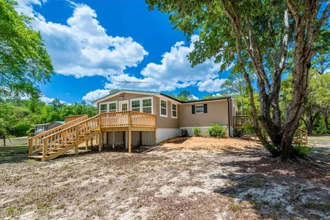 554 S County Road 21 Hawthorne FL 32640