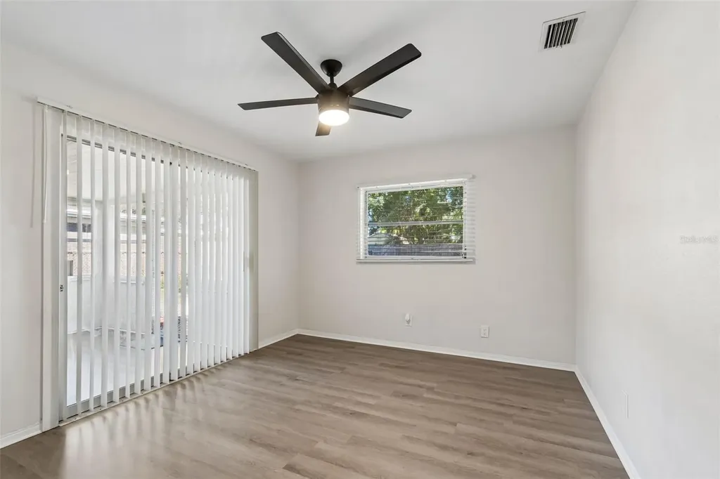 5857 4th Avenue N St Petersburg FL 33710